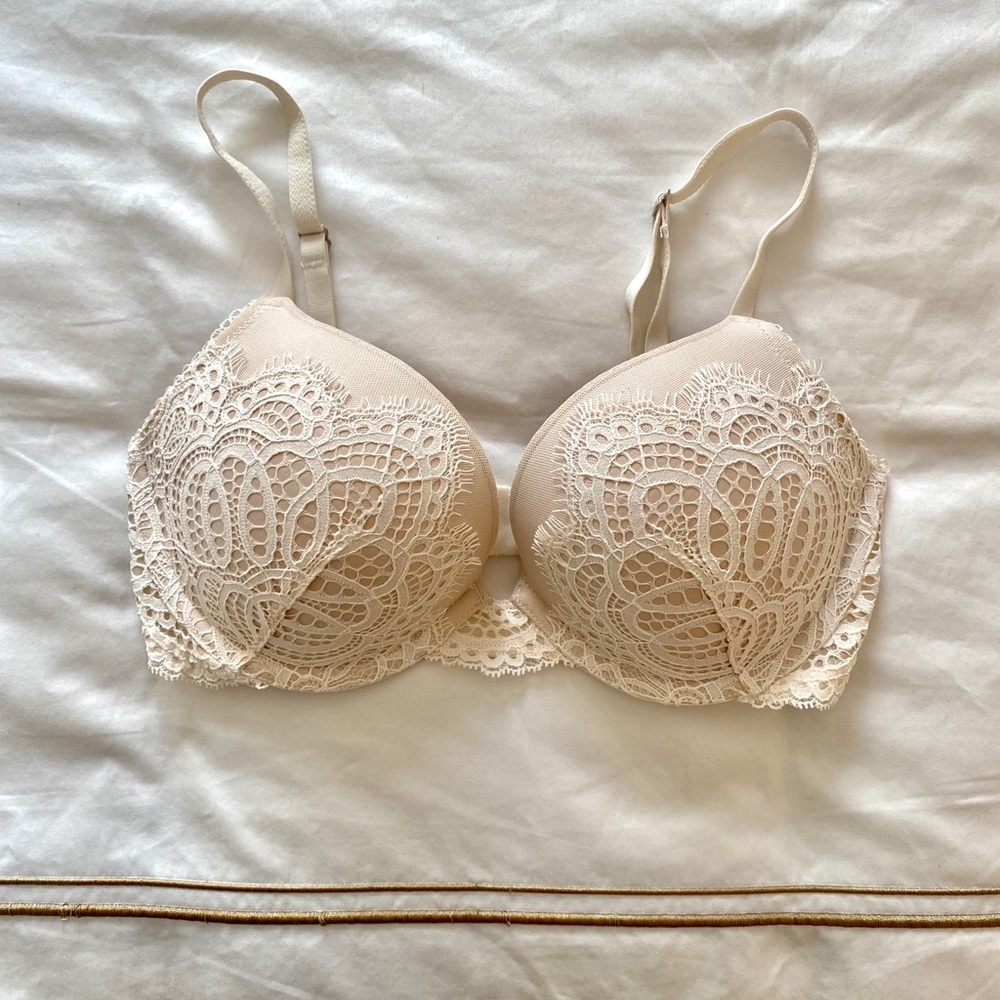 Victoria’s Secret Dream Angels Bra, Coconut White